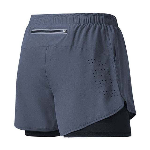 Leichte Herren Trainingsshorts mit Reißverschlusstaschen, atmungsaktiv für jede intensive Einheit.