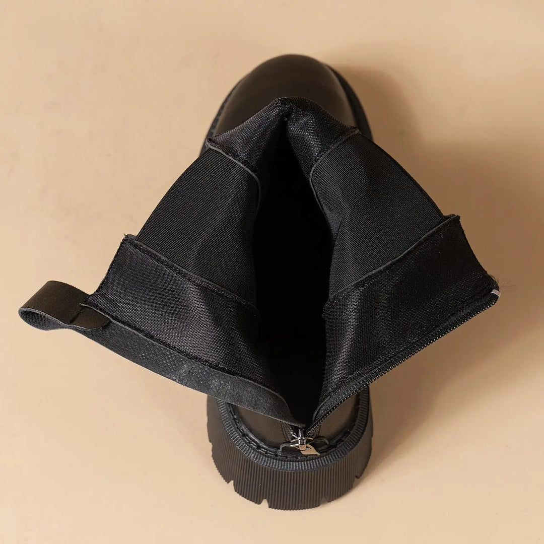 Modische Damen Stiefeletten im Britischen Stil, rutschfeste Sohle, seitlicher Gummizug und Plateau.