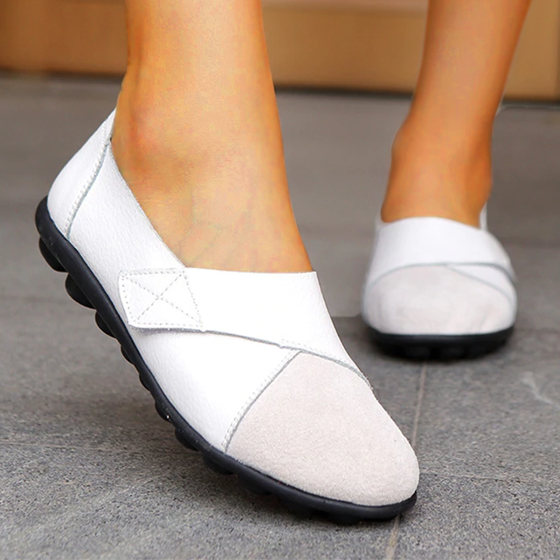 Grüne bequeme Damen Loafers mit Klettverschluss für Freizeit & Alltag.
