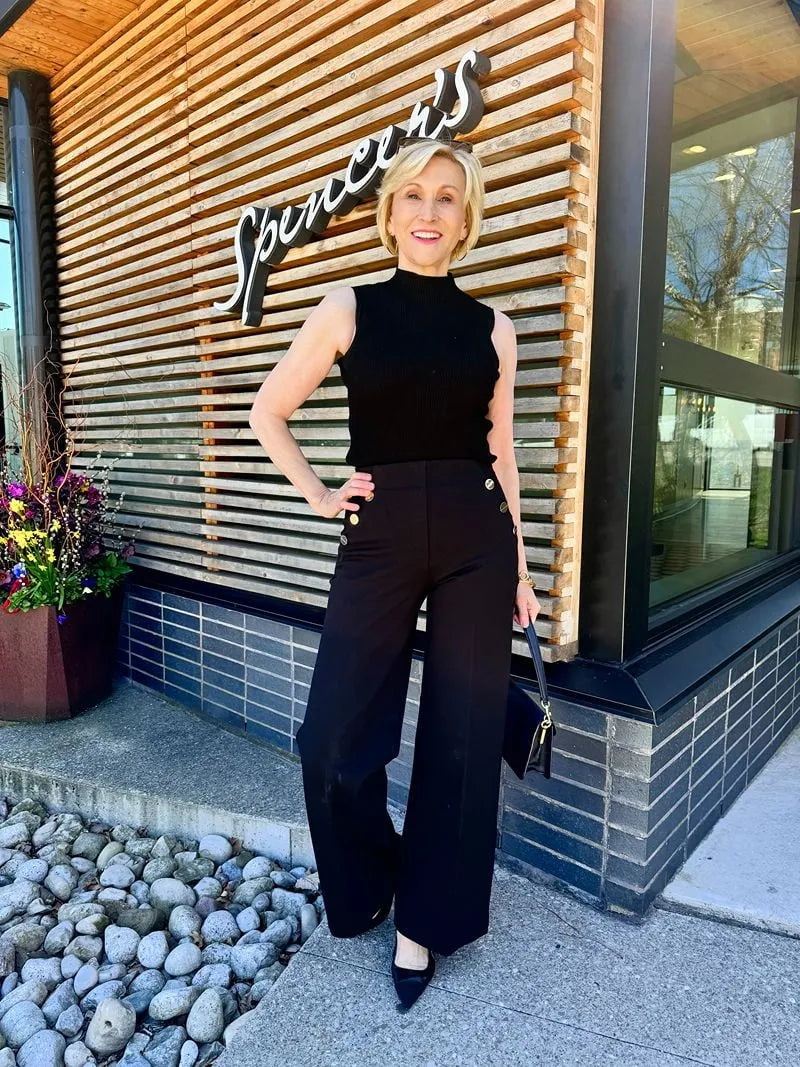 Modische Damen Schlaghose Schwarz, High Waist, weites Bein, Po-Lift Effekt, für jeden Anlass.