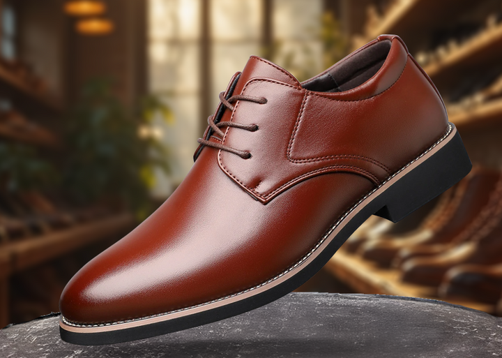 Elegante Herren Business Schuhe in Schwarz, mit komfortabler Passform für lange Bürotage. Stilvolle Anzugschuhe.
