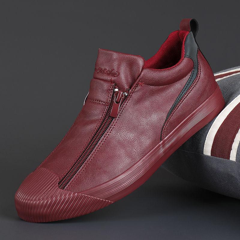 Schwarze elegante Herrenschuhe für Komfort & Stil, ideal für Business und Freizeit.