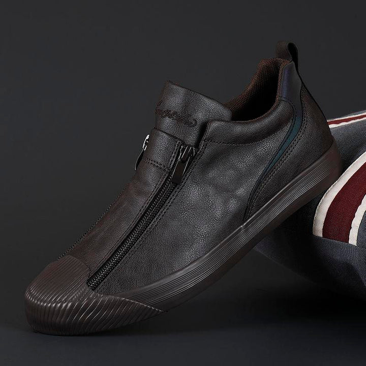 Rote elegante Herrenschuhe, komfortable Bequemschuhe für Stilbewusste.