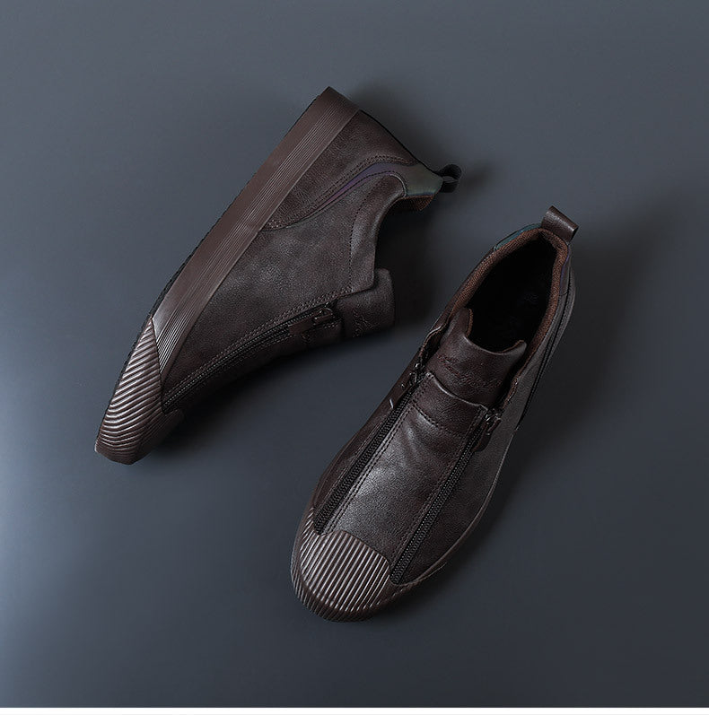 Graue elegante Herrenschuhe, komfortable Alltagsbegleiter für den stilvollen Mann.