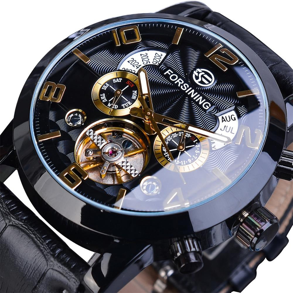 Schwarze Herren Automatikuhr aus Edelstahl mit Saphirglas. Elegant und präzise am Handgelenk.