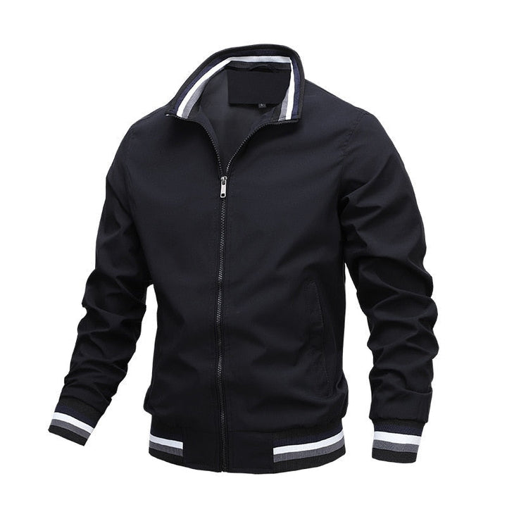 Schwarze Herren Übergangsjacke, stylisch & vielseitig für Frühling & Herbst. Casual Bomberjacke.