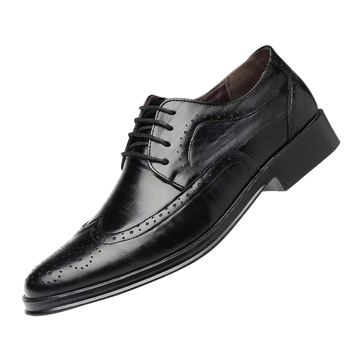Schwarze Herren Business Schnürschuhe aus Leder, elegant und bequem für den professionellen Auftritt im Büro.