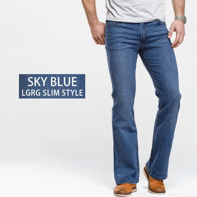 Moderne Lucas Bootcut Jeans in Dunkelblau, Slim Fit Passform für stilvolle Herrenmode.