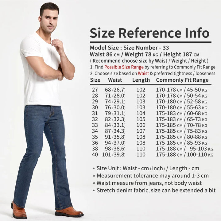 Dunkelblaue Herren Bootcut Jeans Slim Fit, elegante Freizeithose für den Mann, hohe Bewegungsfreiheit.