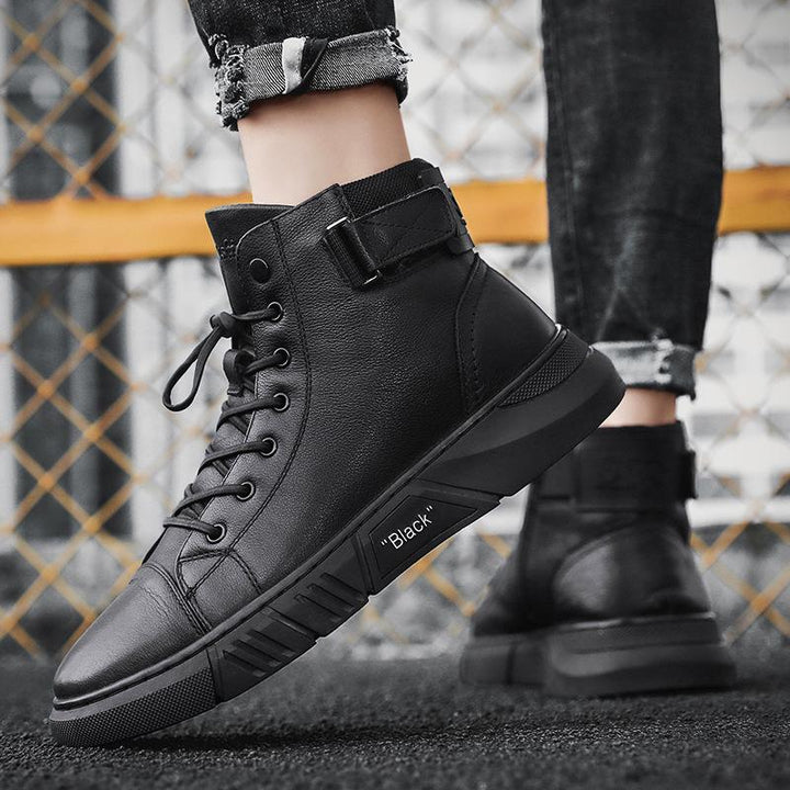 Komfortable und robuste schwarze Herren Stiefel, perfekt für lange Tage. Strapazierfähige Herrenschuhe für Alltag.