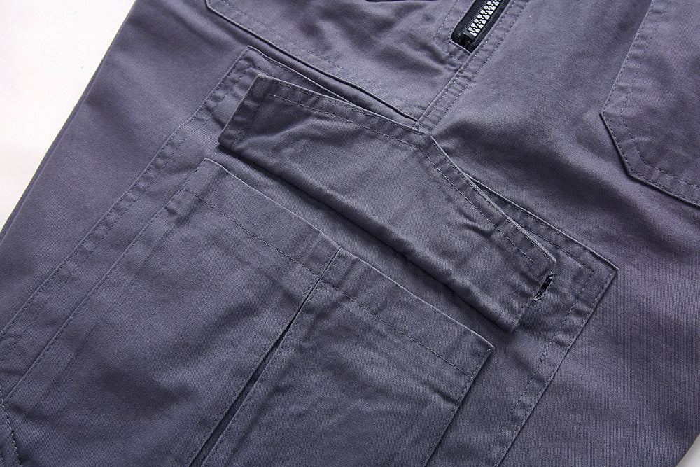 Robuste schwarze Herrenshorts, taktisches Design für Outdoor-Aktivitäten & bequemen Sommer-Look.