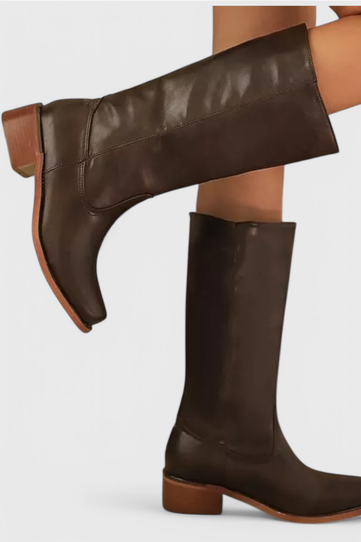 Gelbe Kayla Kniehohe Damenstiefel, Schlupf-Design, perfekt für den Herbst und Winter.