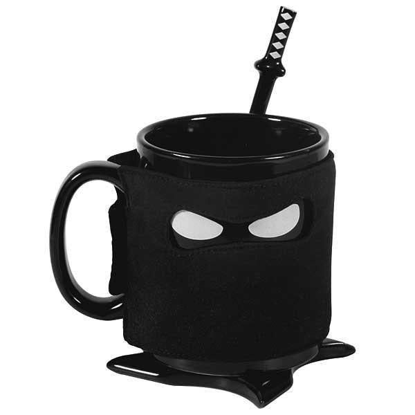 Schwarze Keramik Ninja Tasse für Kaffee & Tee. Kreatives Küchen-Gadget, ideal als Geschenkidee oder Dekoration.