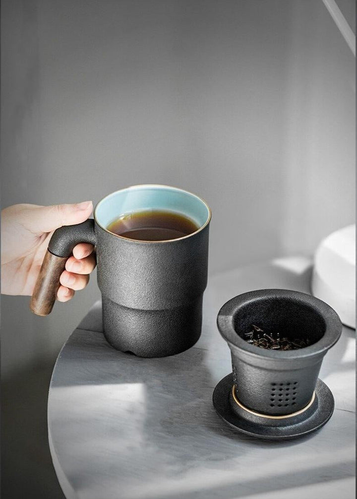 Teetasse mit Deckel und Sieb für aromatischen Tee, aus robuster Keramik (pw260515).
