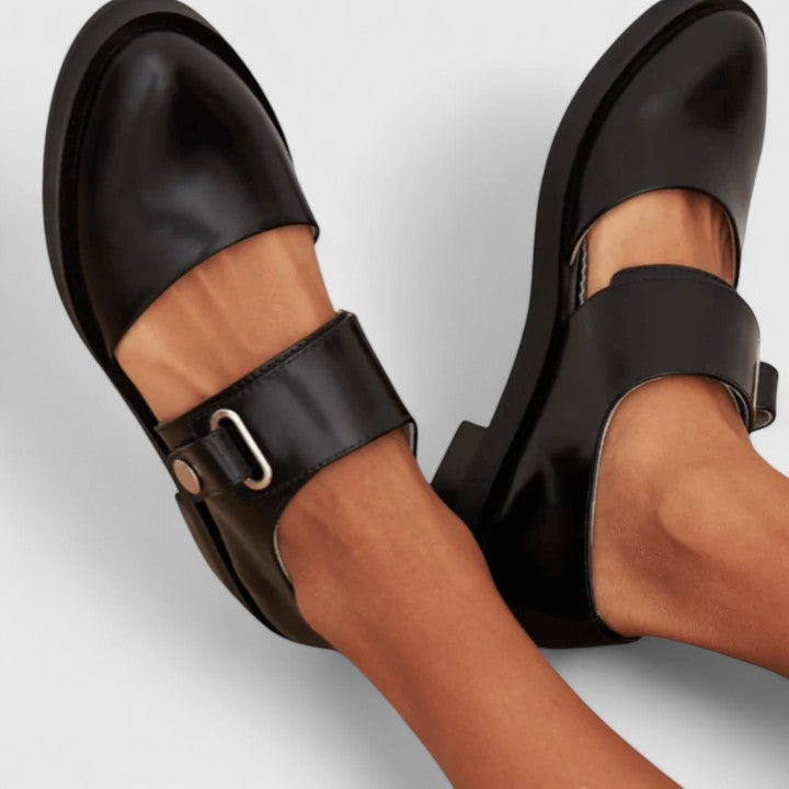 Bequeme orthopädische Damenschuhe Mary Jane in Schwarz, ideal als Komfortschuhe für den Alltag.