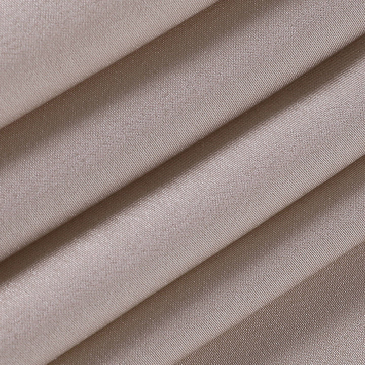 Rotes figurbetontes Damen Midikleid. Ideal für festliche Anlässe, als elegantes Abendkleid oder Cocktailkleid.