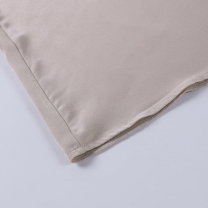 Beiges elegantes Damen Midikleid. Zeitloses Design, vielseitige Frauenmode für Abendkleid & festliche Anlässe.