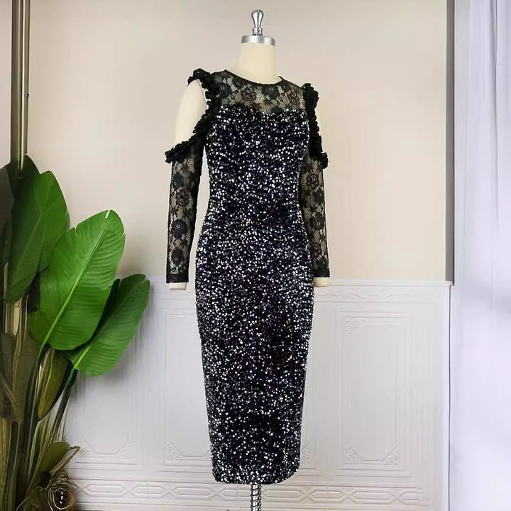 Elegantes schwarzes Abendkleid für Damen, glitzernd, mit langen Ärmeln und femininen Details. Ideal für Gala.