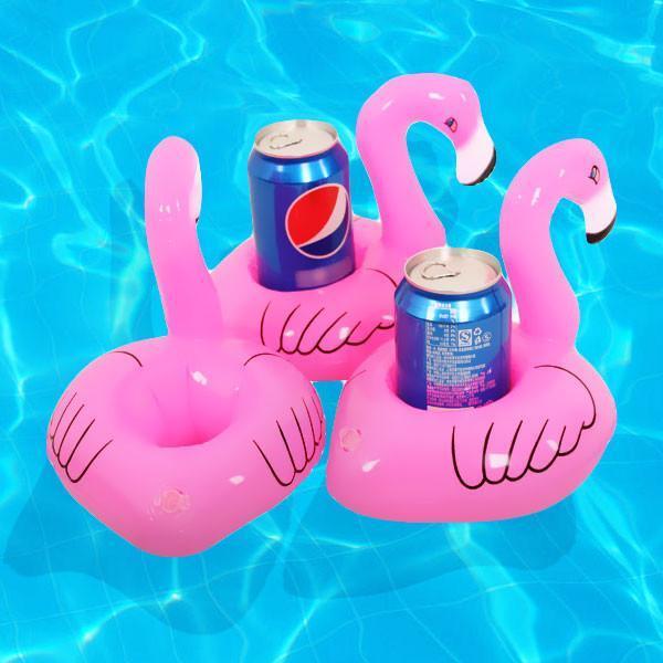 Schwimmender Flamingo Getränkehalter für Pool- & Strandpartys. Hält Getränke im Wasser, ideal für Sommer-Partyzubehör.
