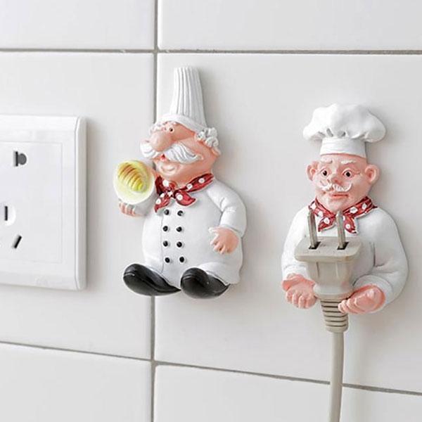 Einweihungsgeschenk: 2er-Set selbstklebende Küchenhaken im Koch-Design aus Keramik, perfekt zur Dekoration.