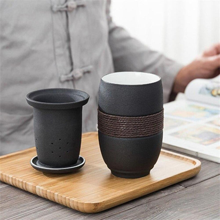 Hochwertiger Keramik-Teebecher im japanischen Stil, ideal für Sencha und Kräutertee.