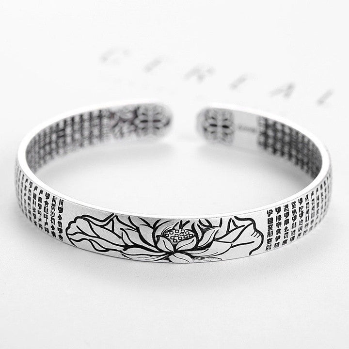 Hypoallergenes S925 Silberarmband mit Lotus-Anhänger, unisex. Flexibel verstellbar, hoher Tragekomfort.