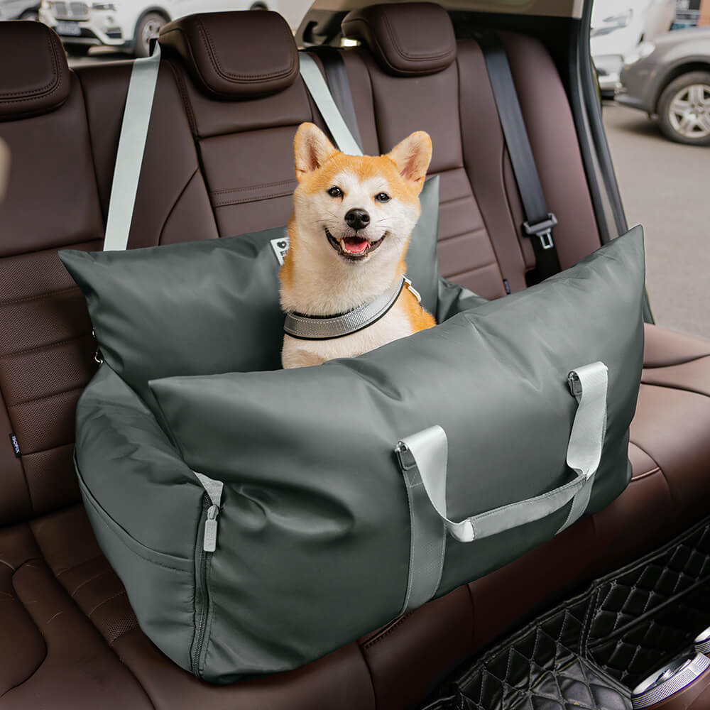 Hundeautositz, rutschfest & waschbar, für entspannte Reisen im Auto.