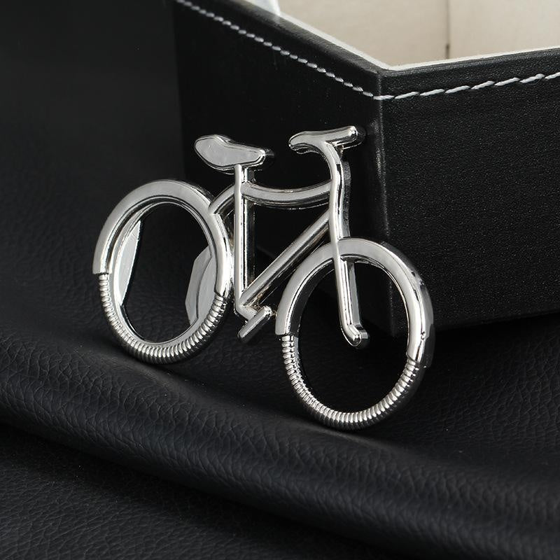 Eleganter Fahrrad Flaschenöffner Schlüsselanhänger aus silbernem Aluminium, stilvolles Barzubehör für unterwegs.