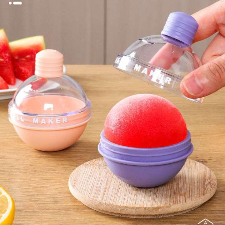 Wiederverwendbare Silikonform für große Eiskugeln. Ideal zur Getränkekühlung, Cocktails & als Barzubehör.