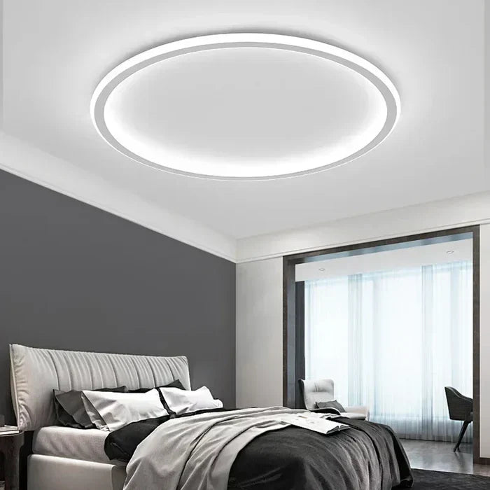 LED-Deckenlampe skandinavisch, Glas-Metall-Mix, stilvoll und energieeffizient.