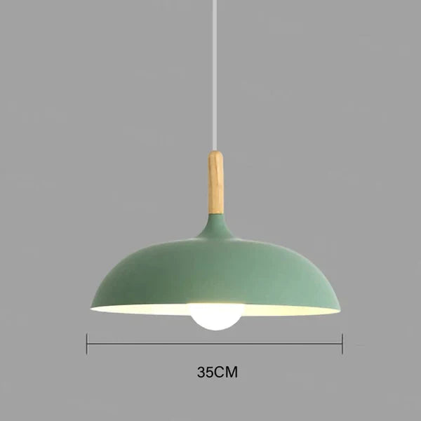 Designlampe Vailora: Skandinavische LED-Pendelleuchte. Schafft gemütliches Licht und ist ein Blickfang im Raum.
