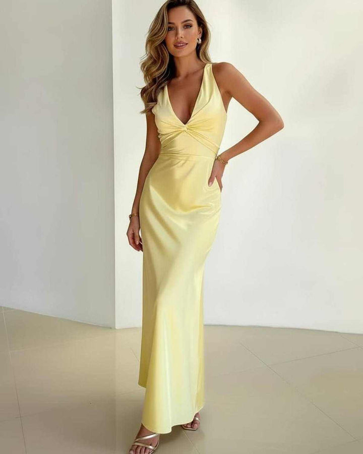 Gelbes Damen-Abendkleid im Maxikleid-Stil, ärmellos, mit tiefem V-Ausschnitt & eleganter A-Linie für Festlichkeiten.