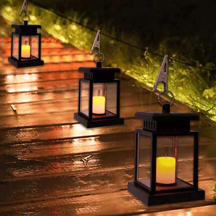 Elegante Solarlaterne zum Hängen, mit LED-Teelicht für Garten, Terrasse und Balkon. Robuste Außenbeleuchtung.