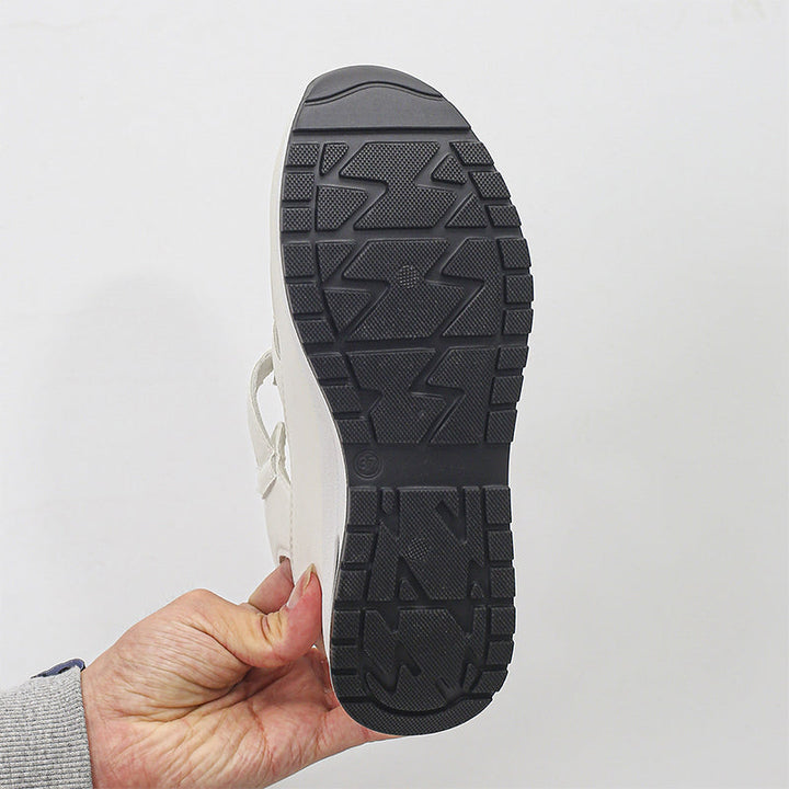 Damen Slip-On Sneakersandalen, perfekt für Reisen, mit bequemem geschlossenem Zeh und Luftkissen.