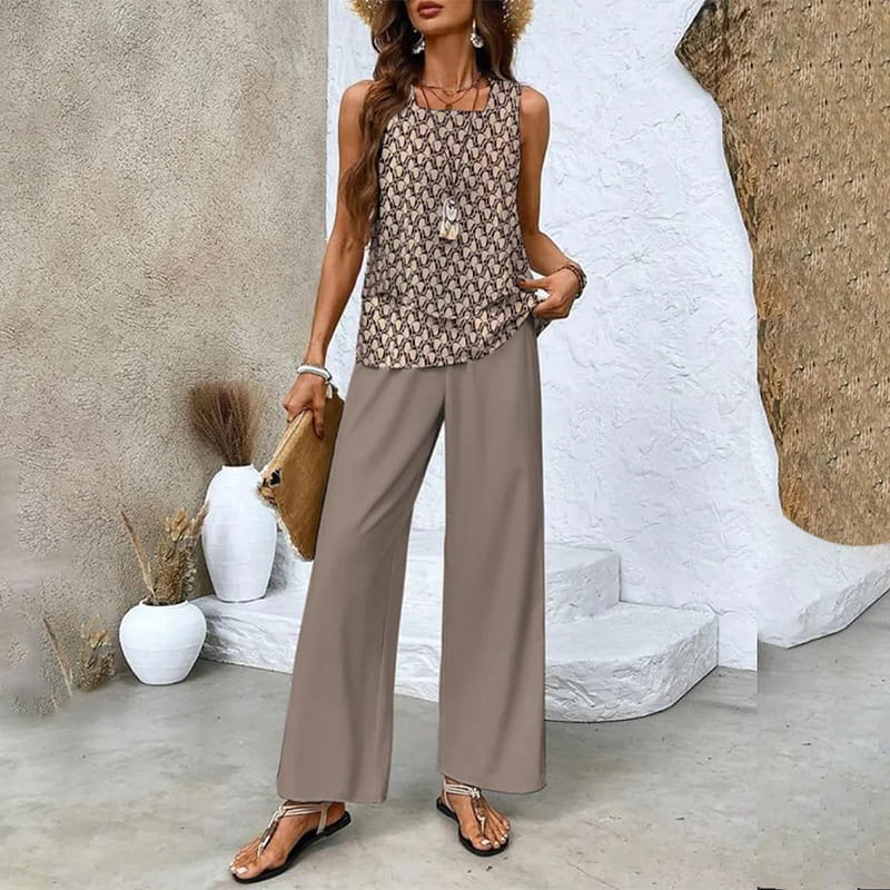 Damen Sommer Set: Ärmelloses Top und fließende Weitbein-Hose mit stilvollem Blätterprint. Locker & chic.