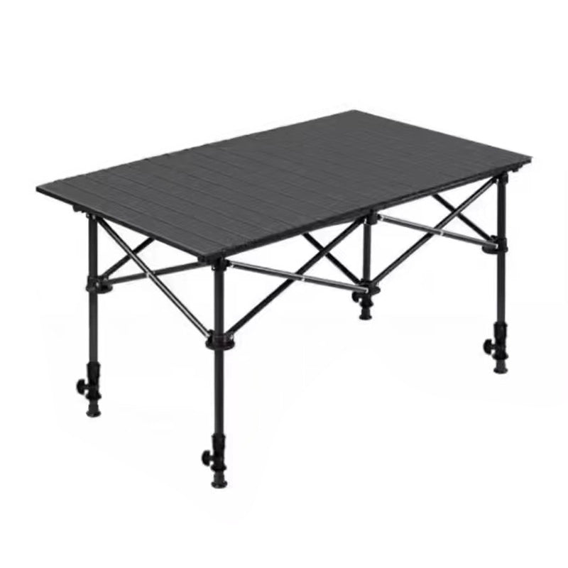 Tragbarer Camping Klapptisch für Outdoor-Abenteuer, faltbar & stabil.
