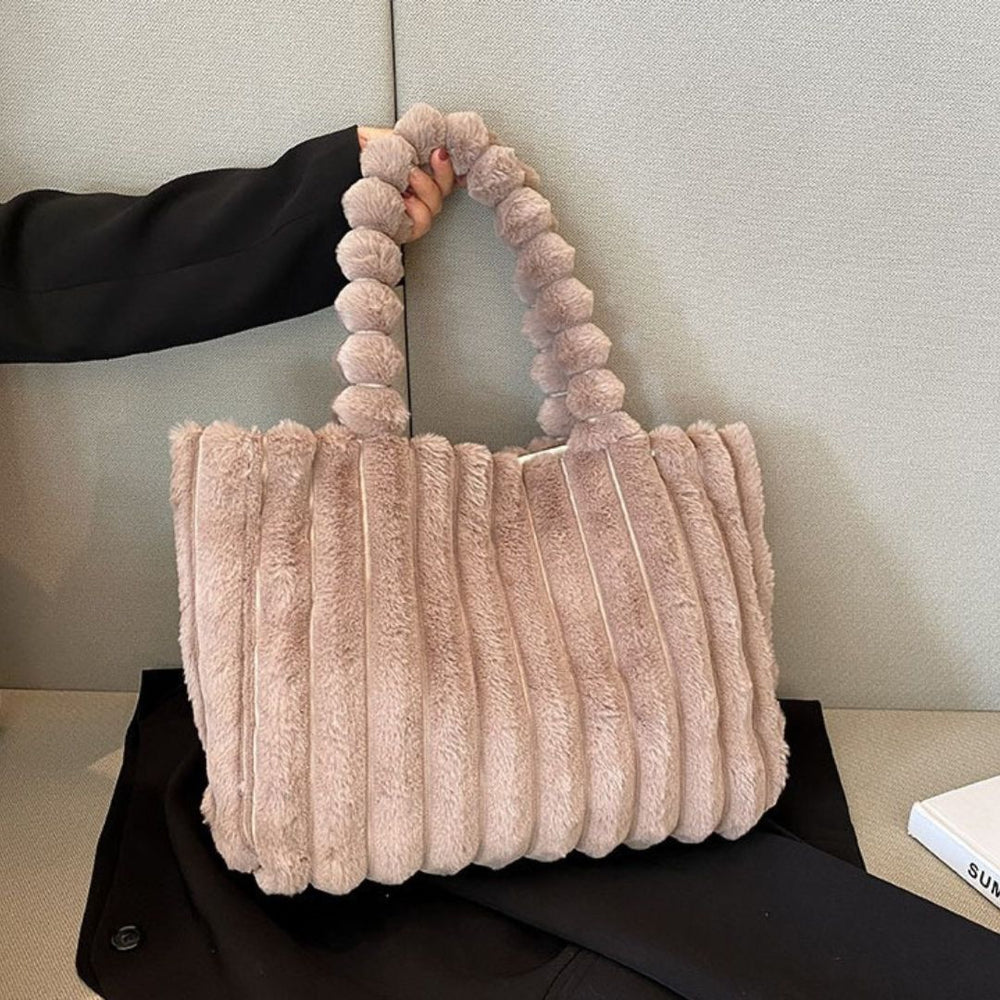 Trendige Chunky Damentasche Evi aus Polyester, stilvoll und praktisch für jede Gelegenheit in der Damenmode.