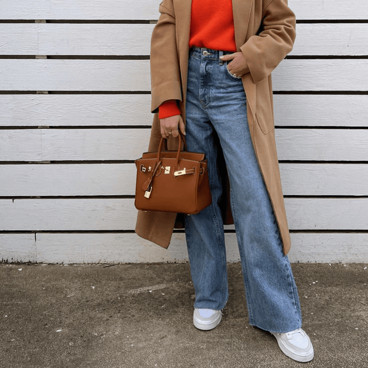 Elegante Damenhandtasche Liana aus veganem Leder, vielseitig mit smarter Organisation für Alltag & Reise.