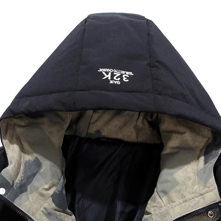 Gepolsterte Herren-Kapuzenjacke "Milo" für den Winter. Bietet Wärme & Kälteschutz bei Outdoor-Aktivitäten.