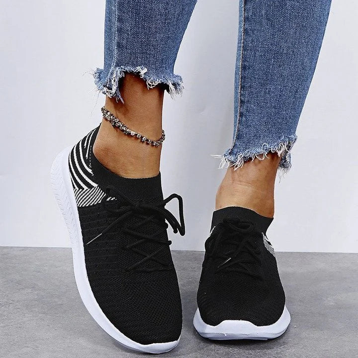 Komfortable Lyra Orthopädische Damen-Sneakers: bequeme Schuhe für Schmerzlinderung und stylische Outfits.