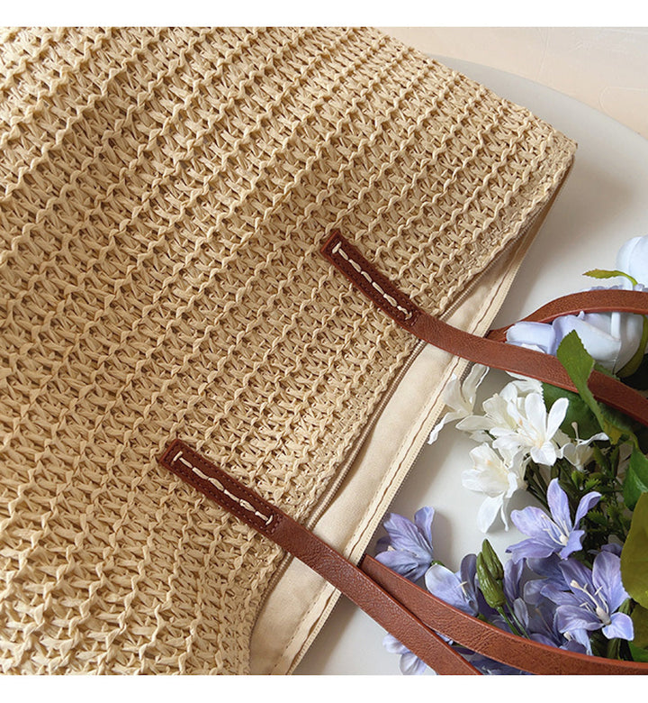 Trendige Unisex Korbtasche, eine tolle Geschenkidee und vielseitige Strandtasche für den Sommer.