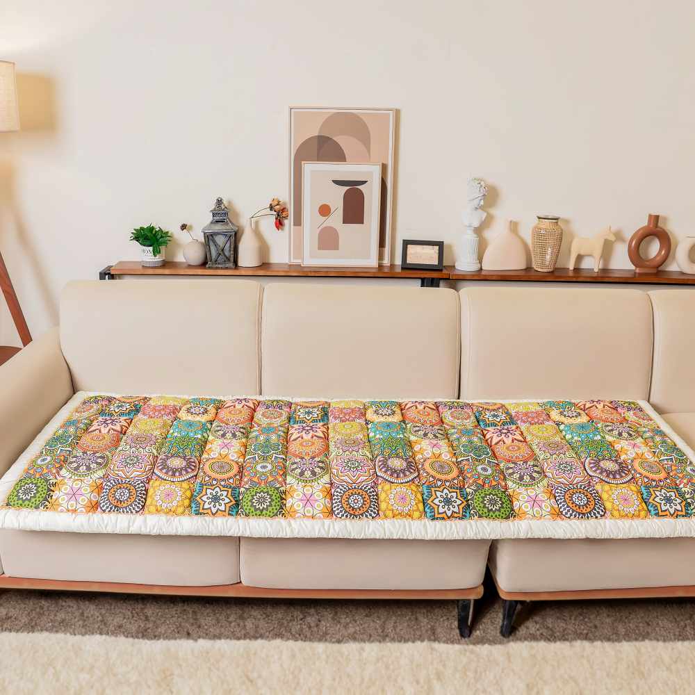 Robuster Möbelbezug aus Polypropylen-Baumwolle, Couchschutz & Wohnaccessoire.
