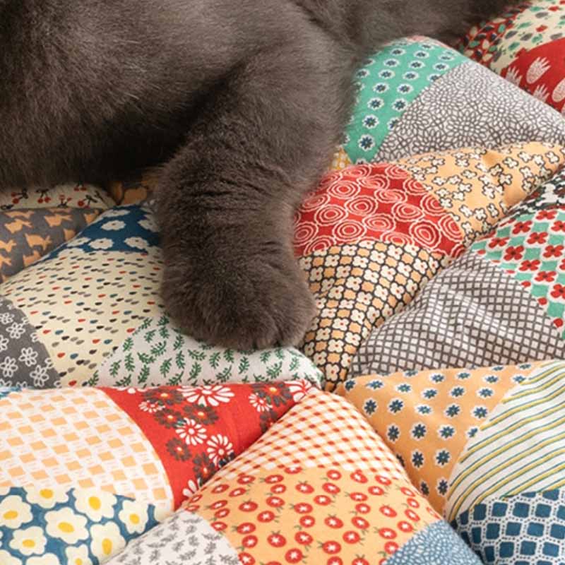 Haustierfreundlicher Sofaschutz aus Polypropylen-Baumwolle, stilvolles Wohnaccessoire.