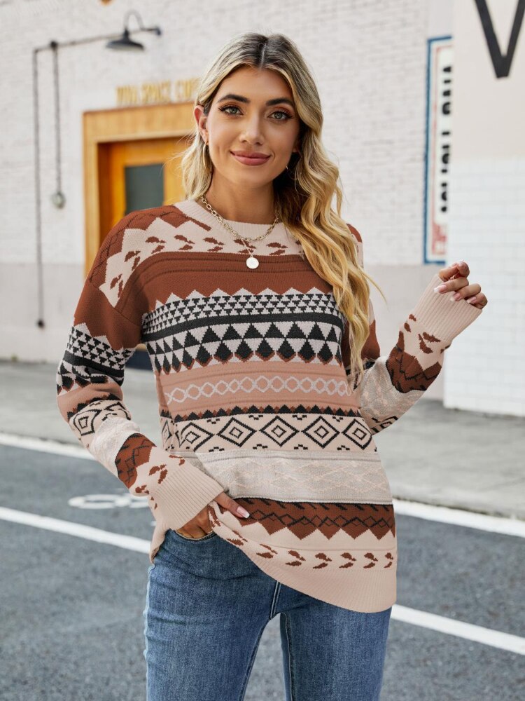 Der Vintage Damen Pullover Sophie mit einzigartigen Mustern. Ein stilvolles Highlight für Ihre Damenmode.