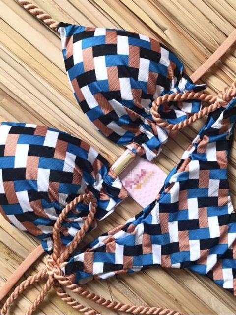 Vielseitiger Damen Push-up Bikini, komfortabler Schwimmanzug für aktive Sommertage.