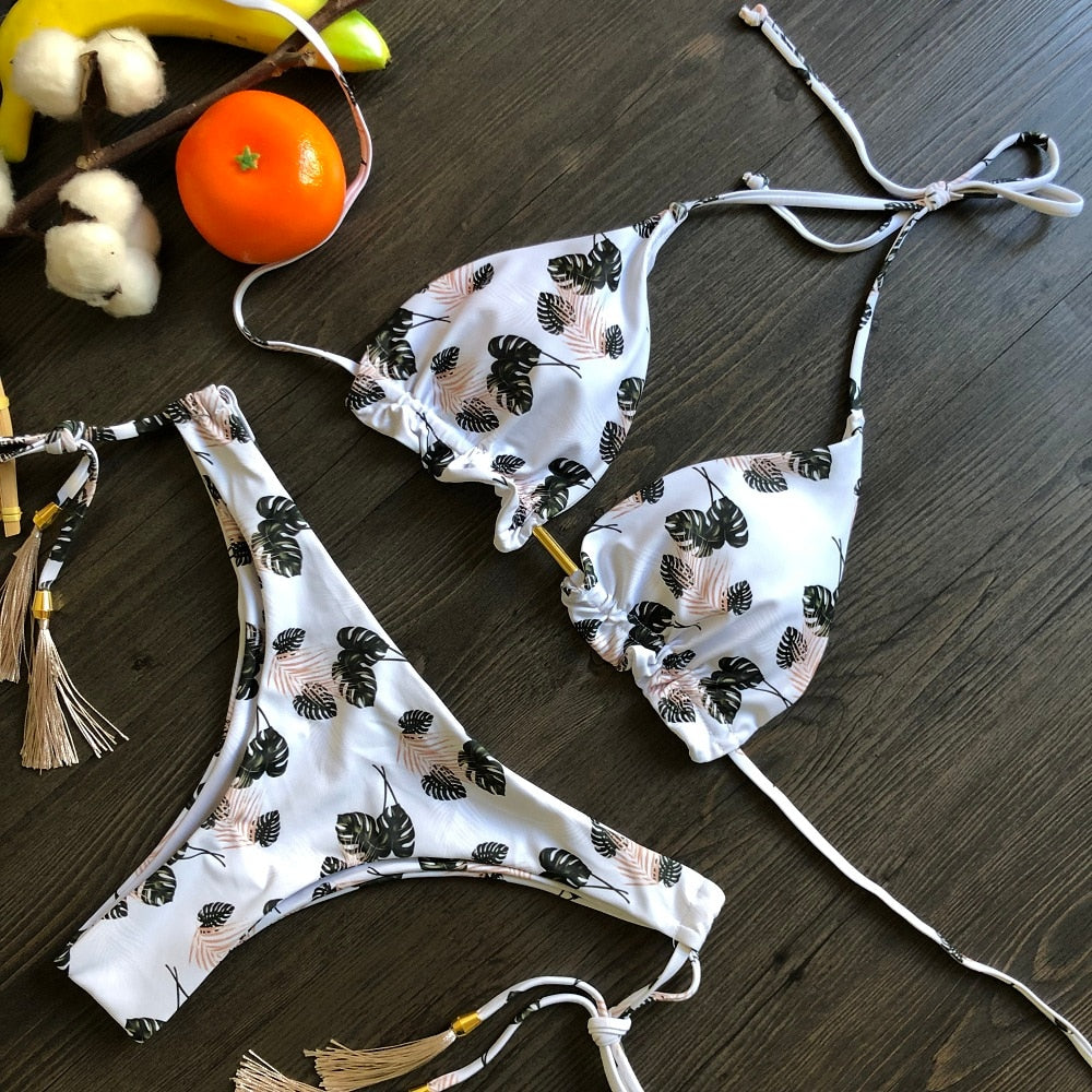 Komfortables Damen Bikini-Set mit Push-up, perfekte Strandmode für das Sonnenbaden.