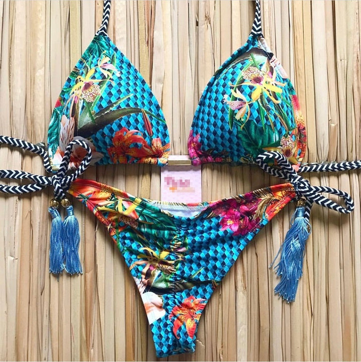 Vielseitiger Damen Push-up Bikini, eleganter Zweiteiler für jeden Anlass am Wasser.