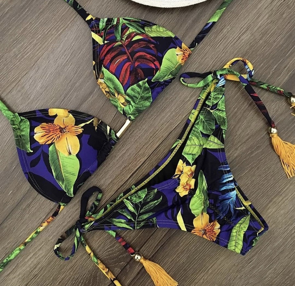 Eleganter Damen Push-up Bikini, komfortabler Schwimmanzug für lange Sommertage.
