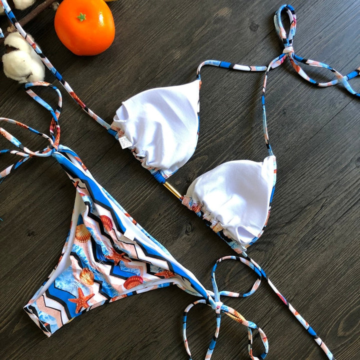 Moderner Damen Push-up Bikini, vielseitiger Zweiteiler für verschiedene Strandoutfits.
