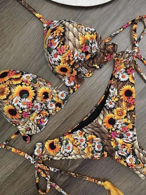 Sexy Push-up Bikini für Damen, modischer Zweiteiler für alle Wasseraktivitäten.